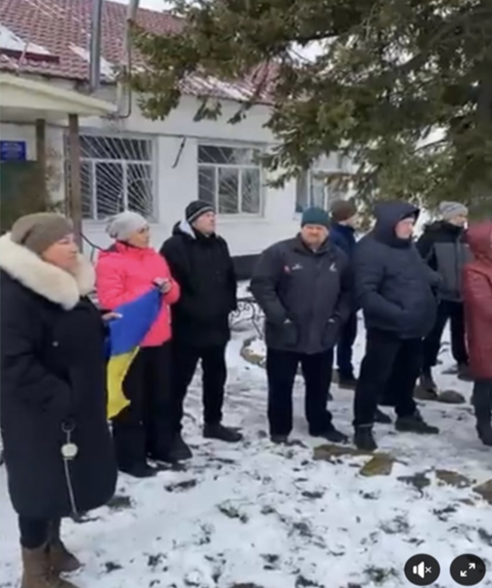Peaceful rally of residents against the Russian invasion of the community