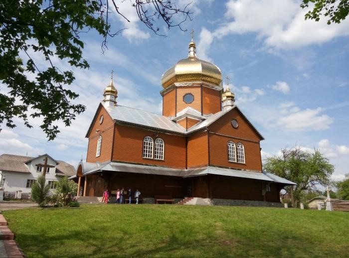 St. Paraskeva's Church in Broshniv