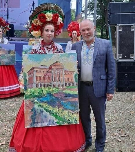 An auction to raise funds for the restoration of the Chatskyi Palace (Serebryntsi village)