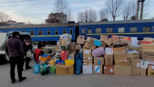 Dispatching humanitarian aid to the war-ravaged cities and towns. Photo taken at the Truskavets railway station