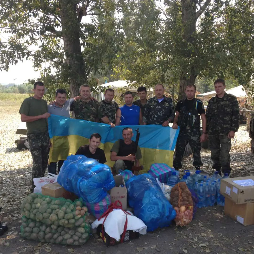 Aid collected by the Valky community residents and delivered to local defenders 