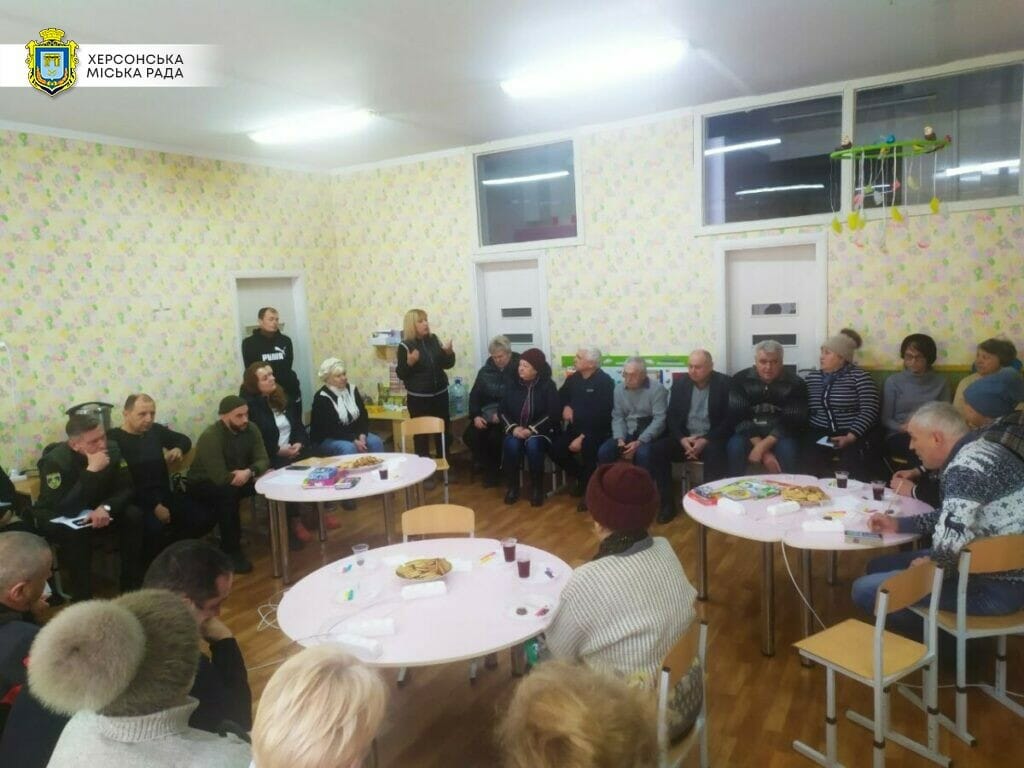 Meeting of Halyna Luhova, the Head of the Kherson City Military Administration, with the representatives of the condominiums of the micro district.
