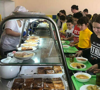 Meals for the schoolchildren