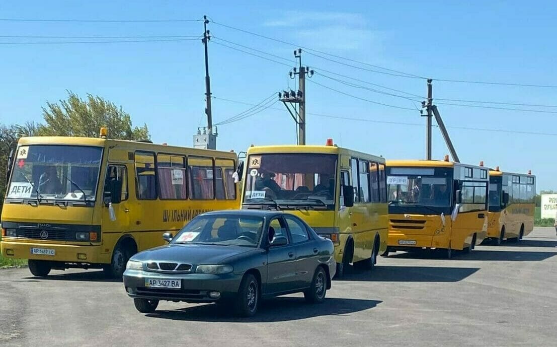 Departure of the evacuation convoy from the village of Kyrylivka