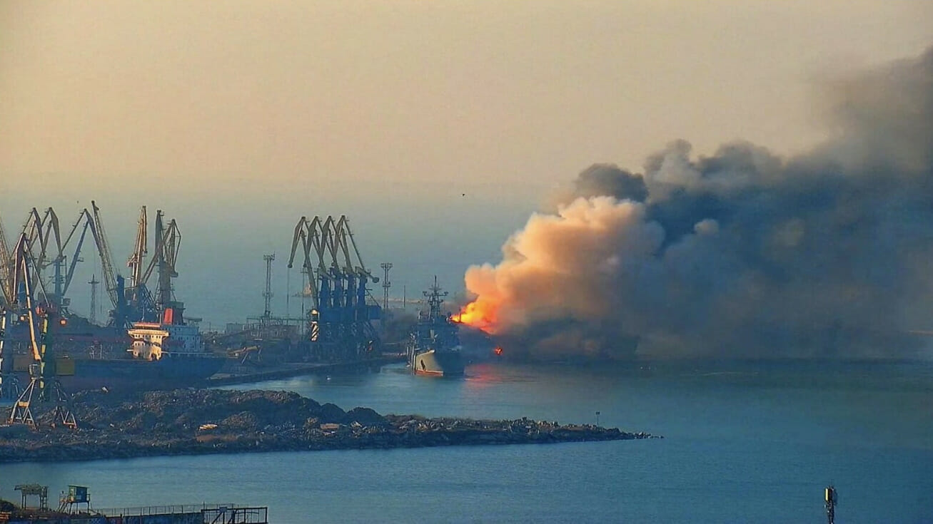 Fire on a sunken Russian ship in the port of Berdiansk 