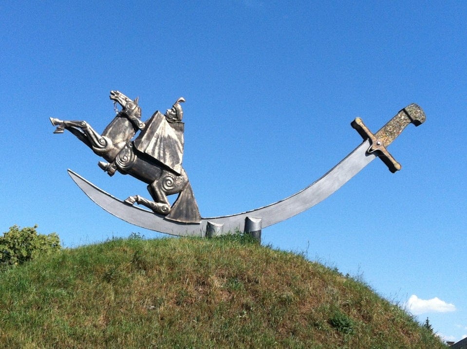 A monument to Bohdan Khmelnytskyi 