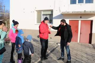 A large family of refugees from the Kherson Region received a three-room apartment at the expense of the budget of the Tairove Community  