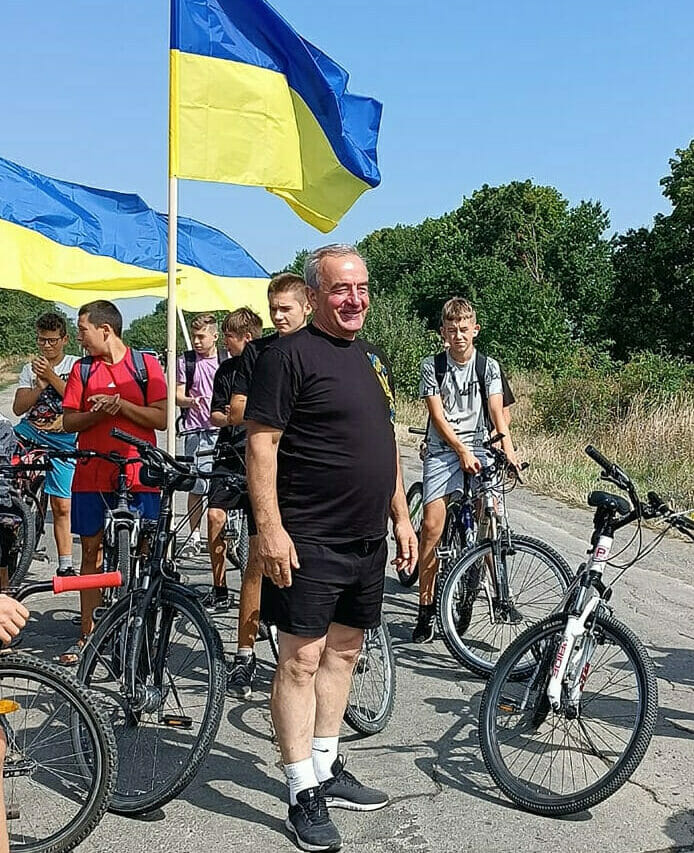 Head of the community Anatolii Oliinyk, a bicycle race on the occasion of the Day of the State Flag of Ukraine