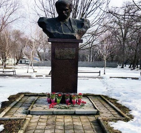 In 2007, a monument to Kobzar was installed on the central square of Tomakivka, the author of the monument was Dmytro Krasniak