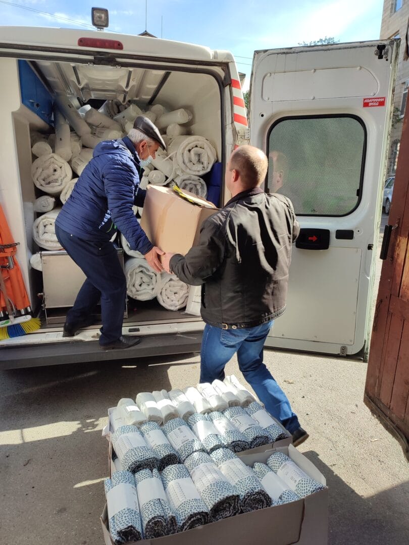 Humanitarian aid from the Poltava regional organization of the Red Cross Society of Ukraine for the municipal hospital 