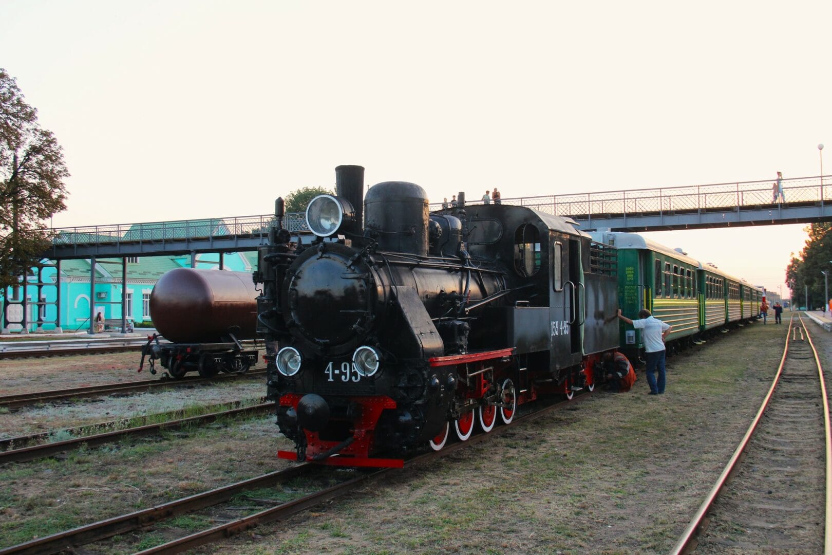 Haivoron Station, locomotive 159 No.4-95