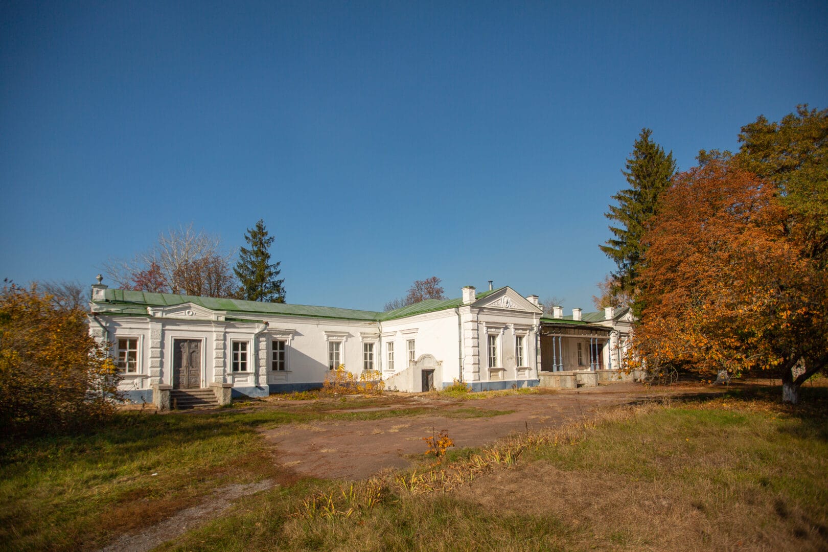 Kondratiev-Sukhanov manor