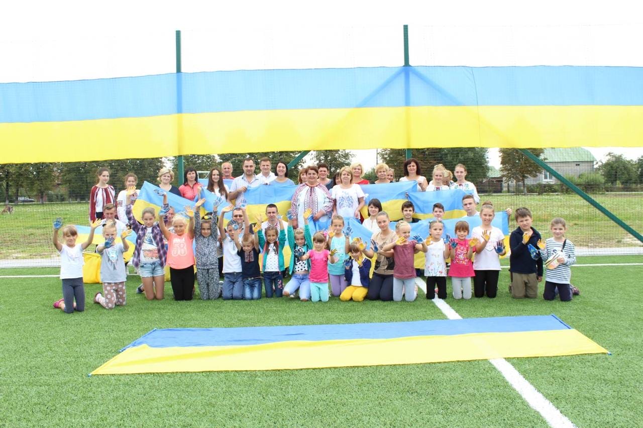 Pidberiztsi community on Flag Day of Ukraine