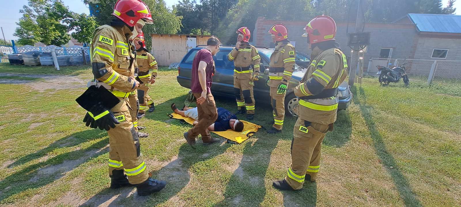 Training in providing first aid to victims. During the implementation of the project “Acceleration of the potential of newly created voluntary fire brigades”