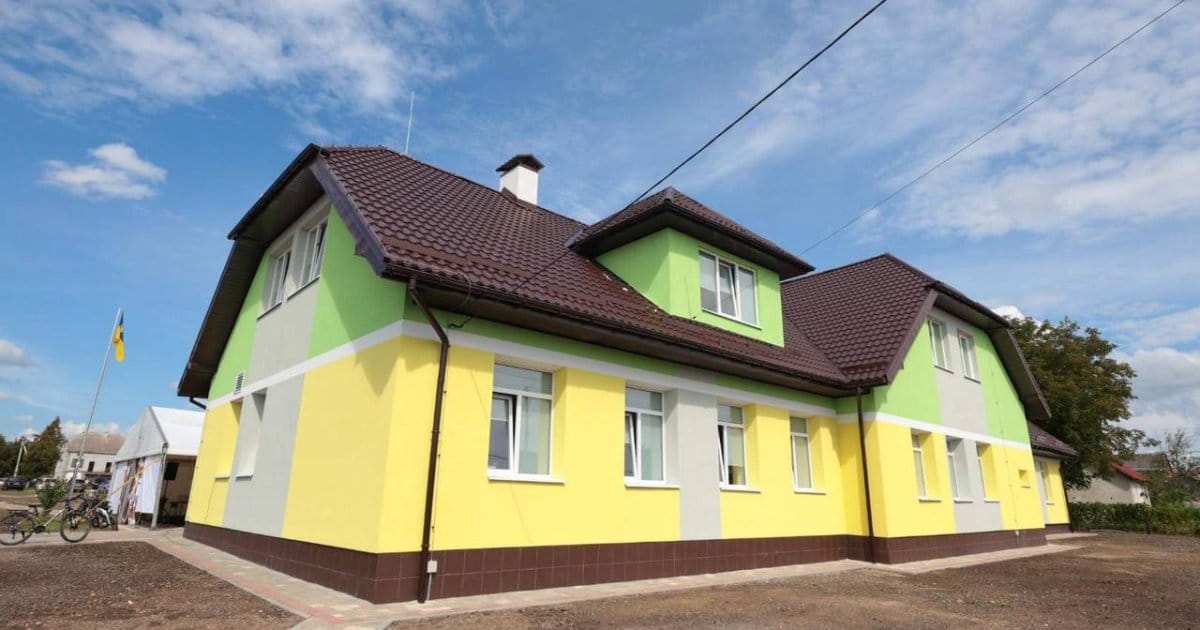 A new school in the village of Soroky-Lvivski