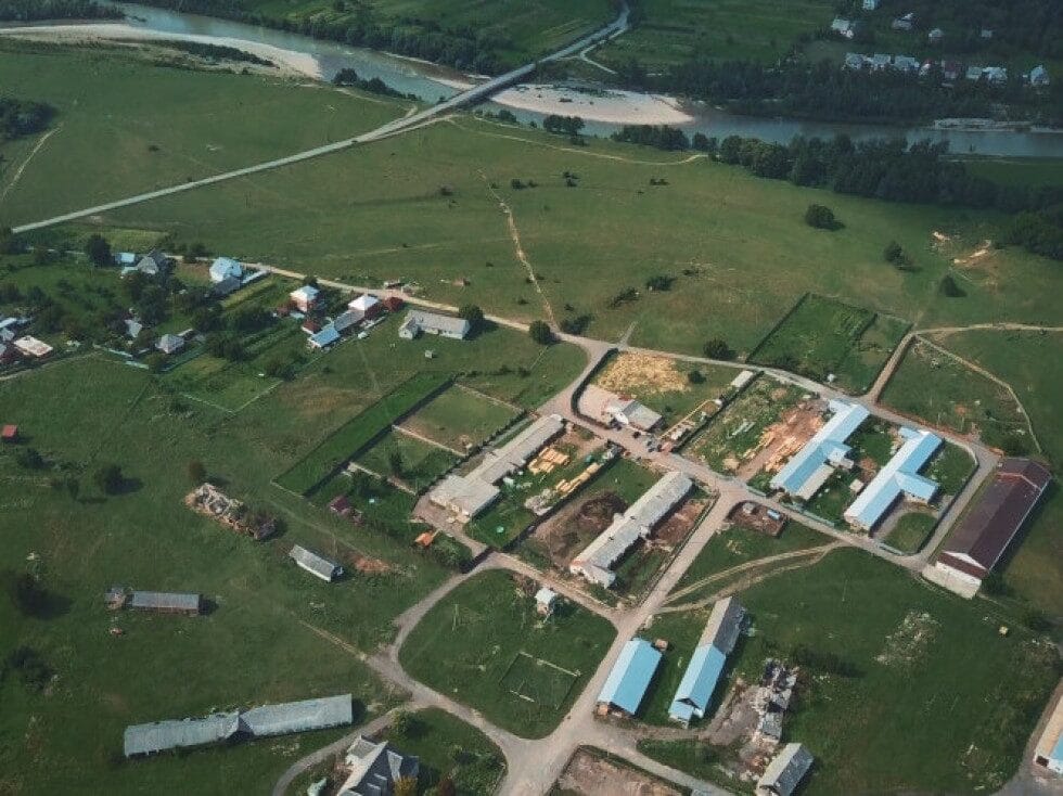 A bird’s eye view of a collective farm in the village of Horinchovo 