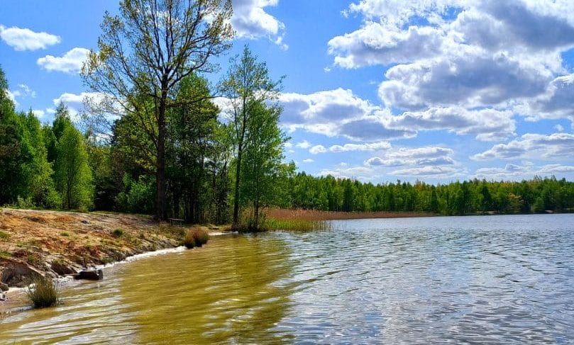 Lake Dobre/source: Nadiia Savchuk