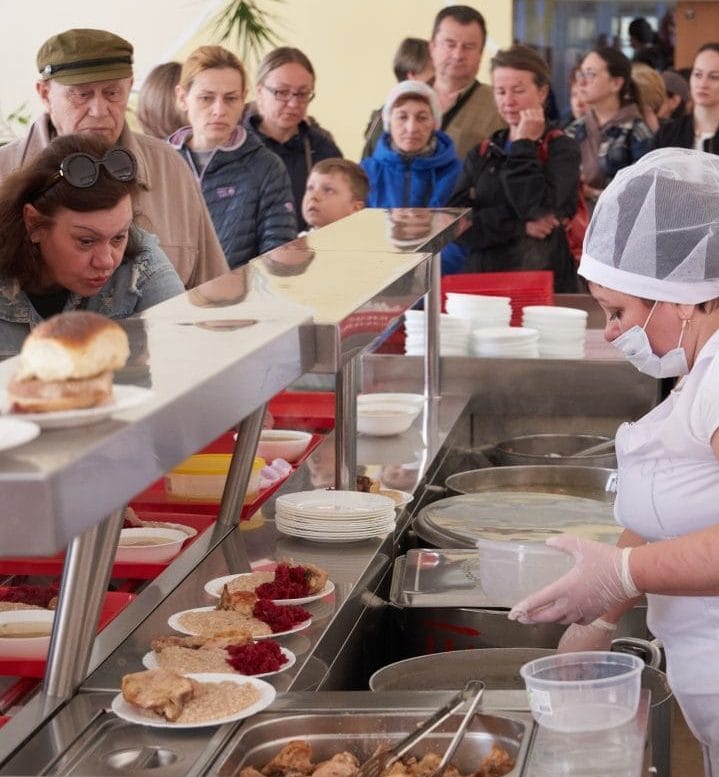 Food for IDPs in Lutsk.