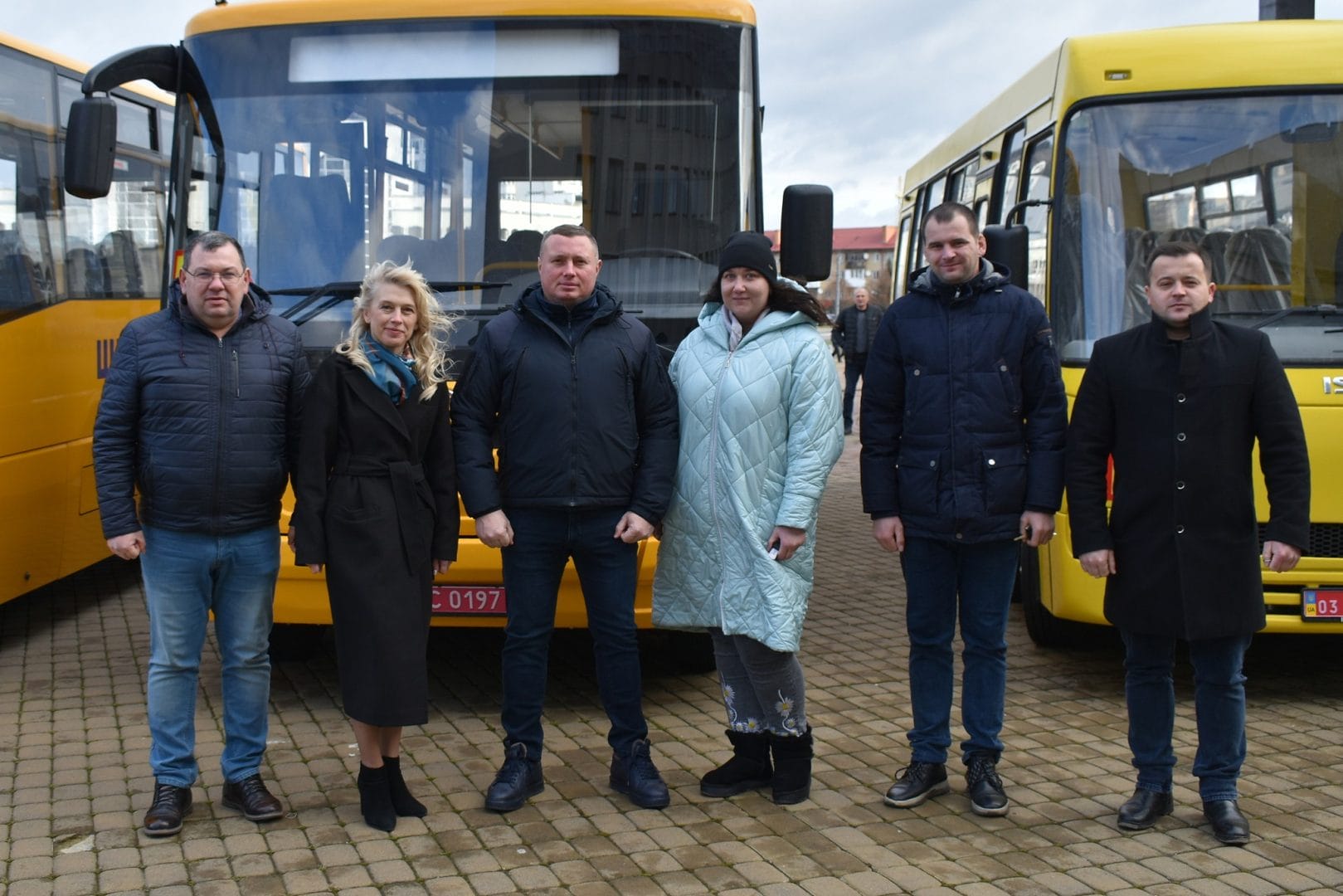 New school buses have been purchased with the co-financing of the Settlement Council