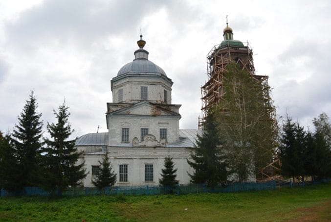 St. Nicholas Church in the village of Sopych, built in 1796.