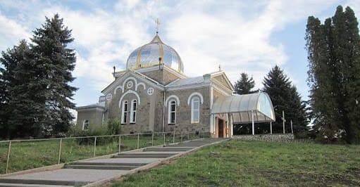 Church of St. Paraskeva Tarnovska. Baikivtsi