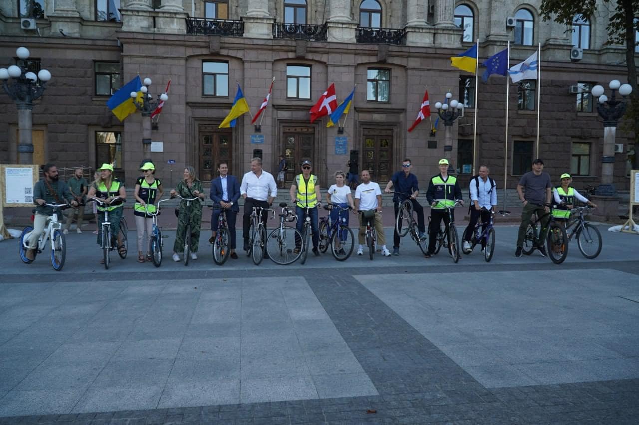 Bicycle ride dedicated to Mykolaiv City Day with the Ambassador Extraordinary and Plenipotentiary of the Kingdom of Denmark to Ukraine