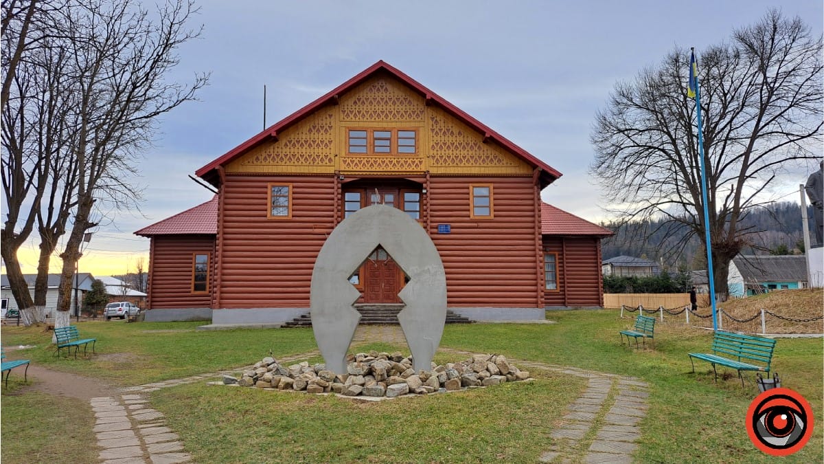 House of Culture in the village Kosmach