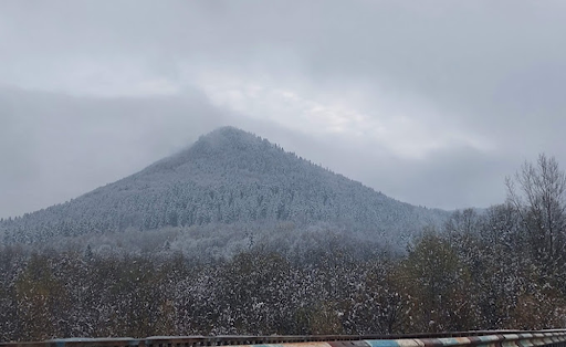 Mount Malyi Stizhok, the jewel of the Vyzhnytsia National Nature Park