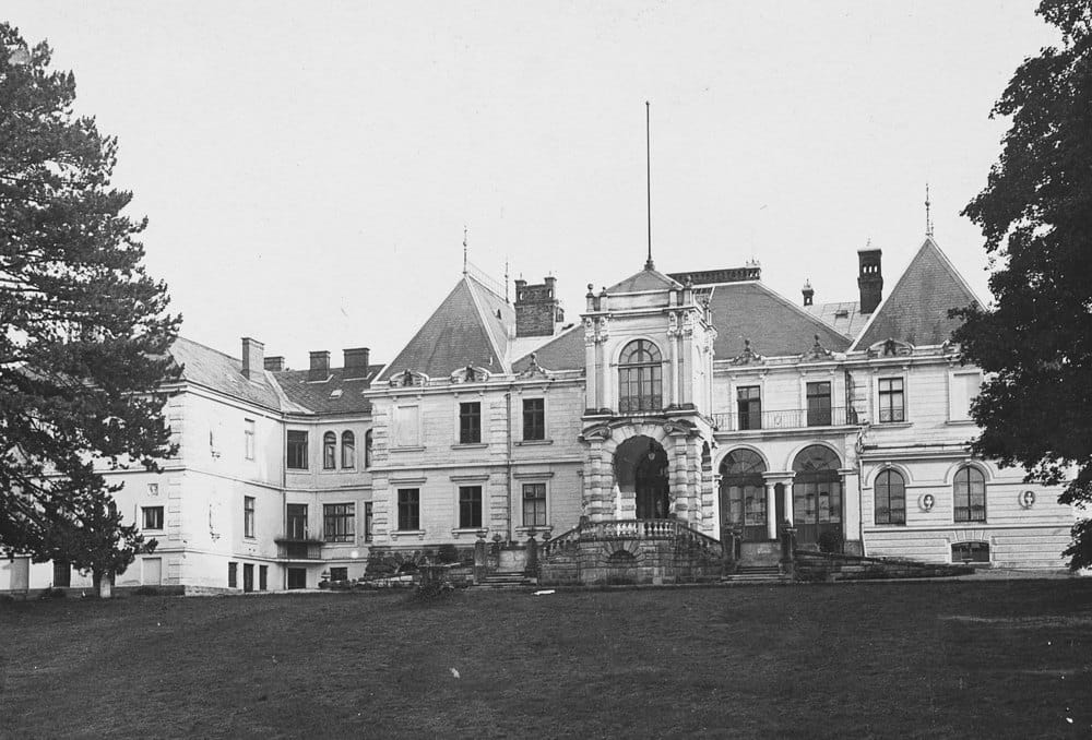 Photograph of the Rzewuski- Lanckoroński Palace of 1874