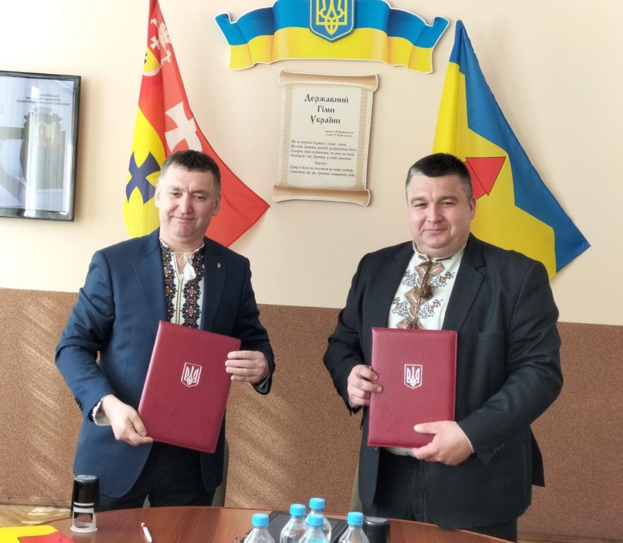 Signing of the agreement on cooperation between the Rozhniativ and Rozhyshche communities