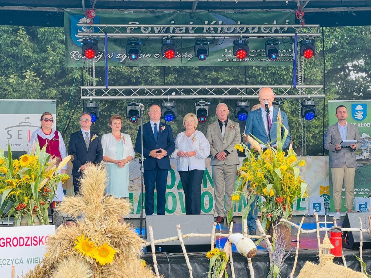 Another trip to the Klobuck County, where a significant tripartite meeting took place. The meeting was attended by representatives of the Mostyska Town Council, Klobuck County (Poland) and the delegation from Haßberge (Germany)