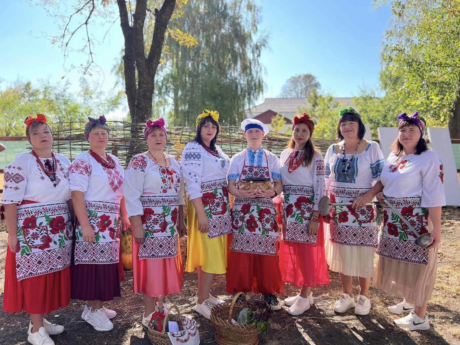 Festival of traditional Ukrainian borshch in the village of Pervozvanivka