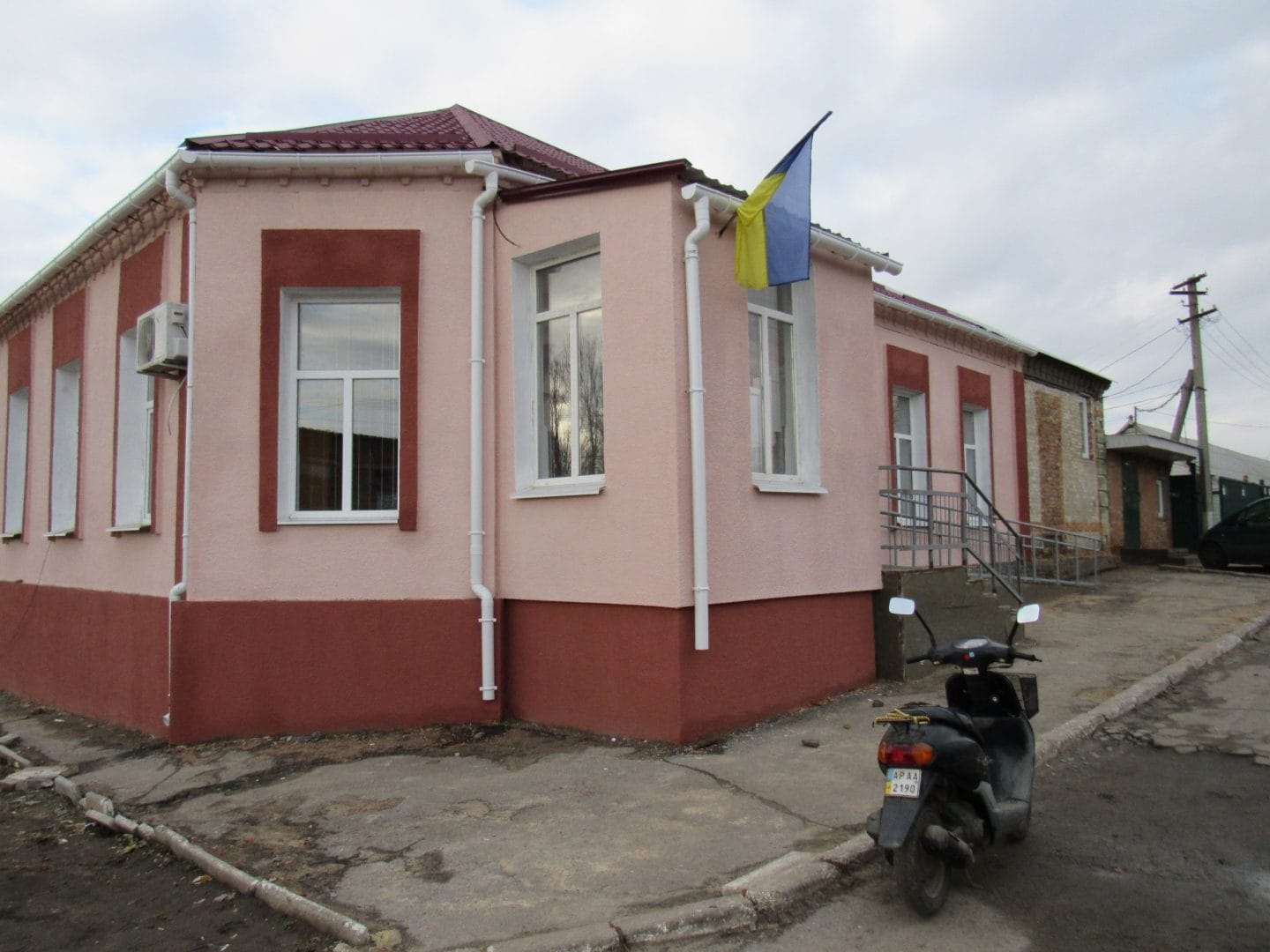 The building of the outpatient clinic before the full-scale russian invasion 