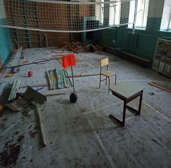 One of the educational institutions in the community after russian shelling 