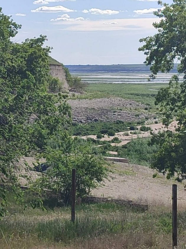 Complete shallowing of the Kakhovka reservoir after the detonation of the Kakhovka hydroelectric power station by the aggressor country 