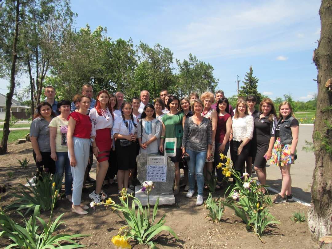 Laying a time capsule together with representatives of the Association of Communities of the Zaporizhzhia Region