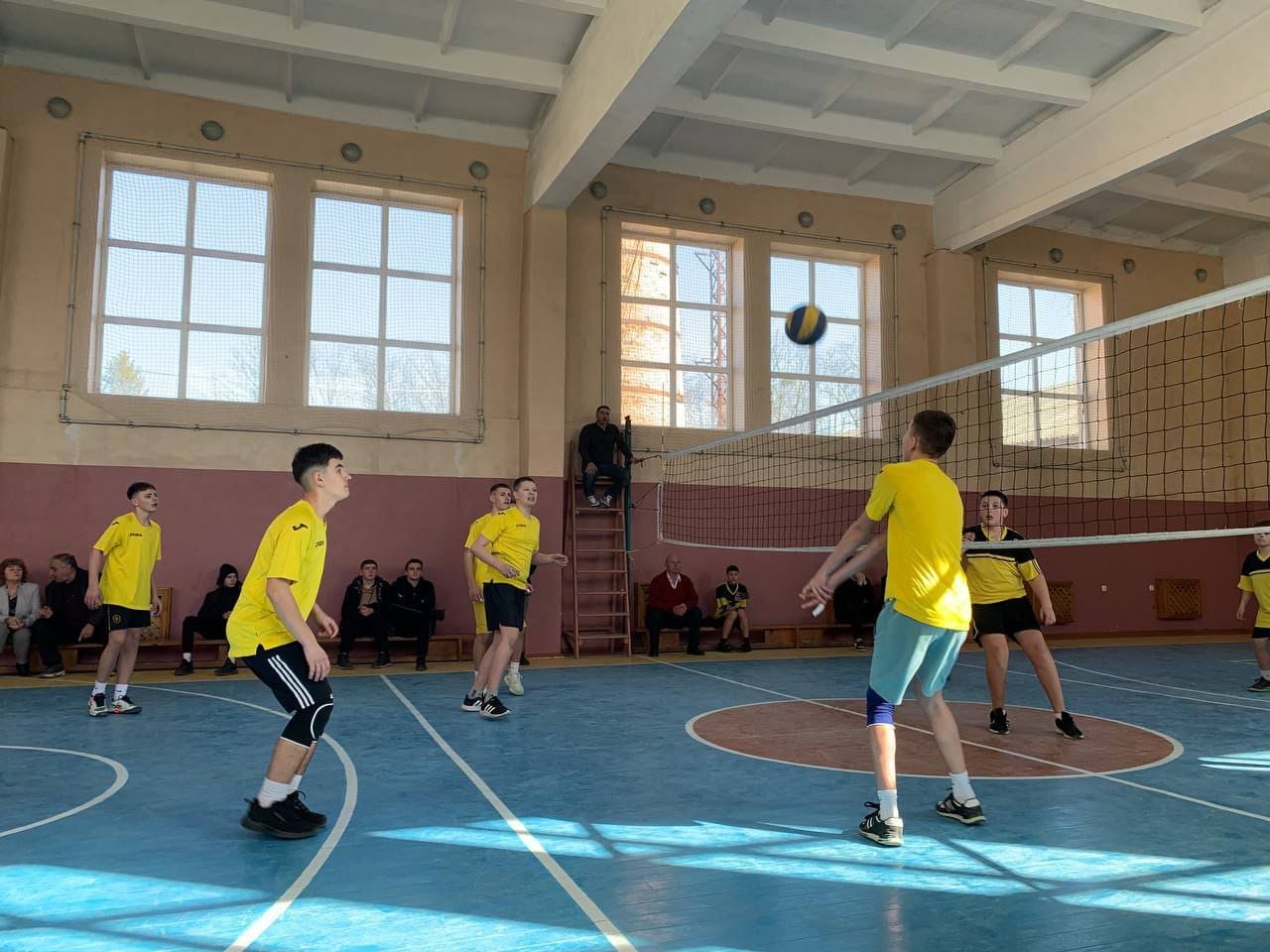 Volleyball competition in the Karapchiv community