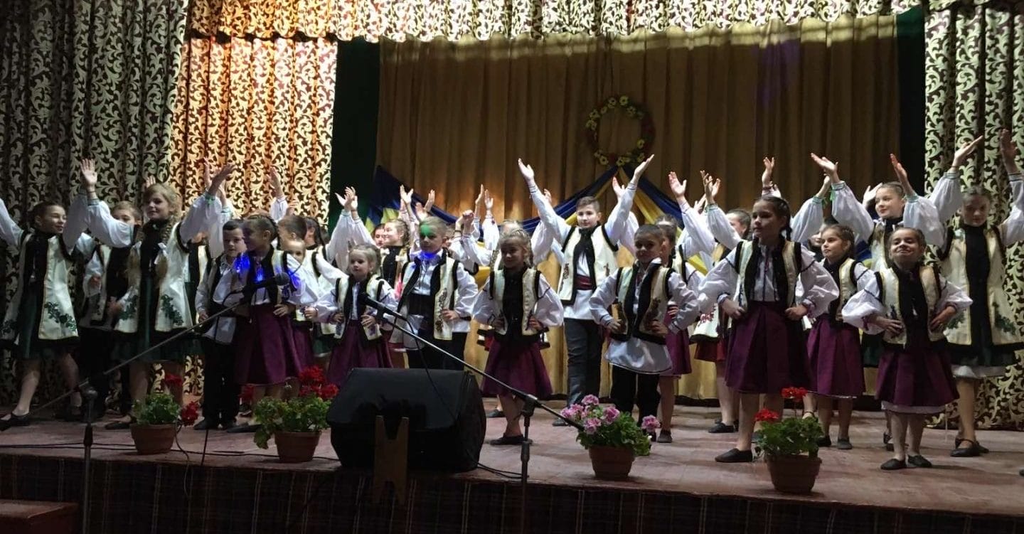Festive concert for the Day of Defenders of Ukraine in the cultural center of the village of Karapchiv