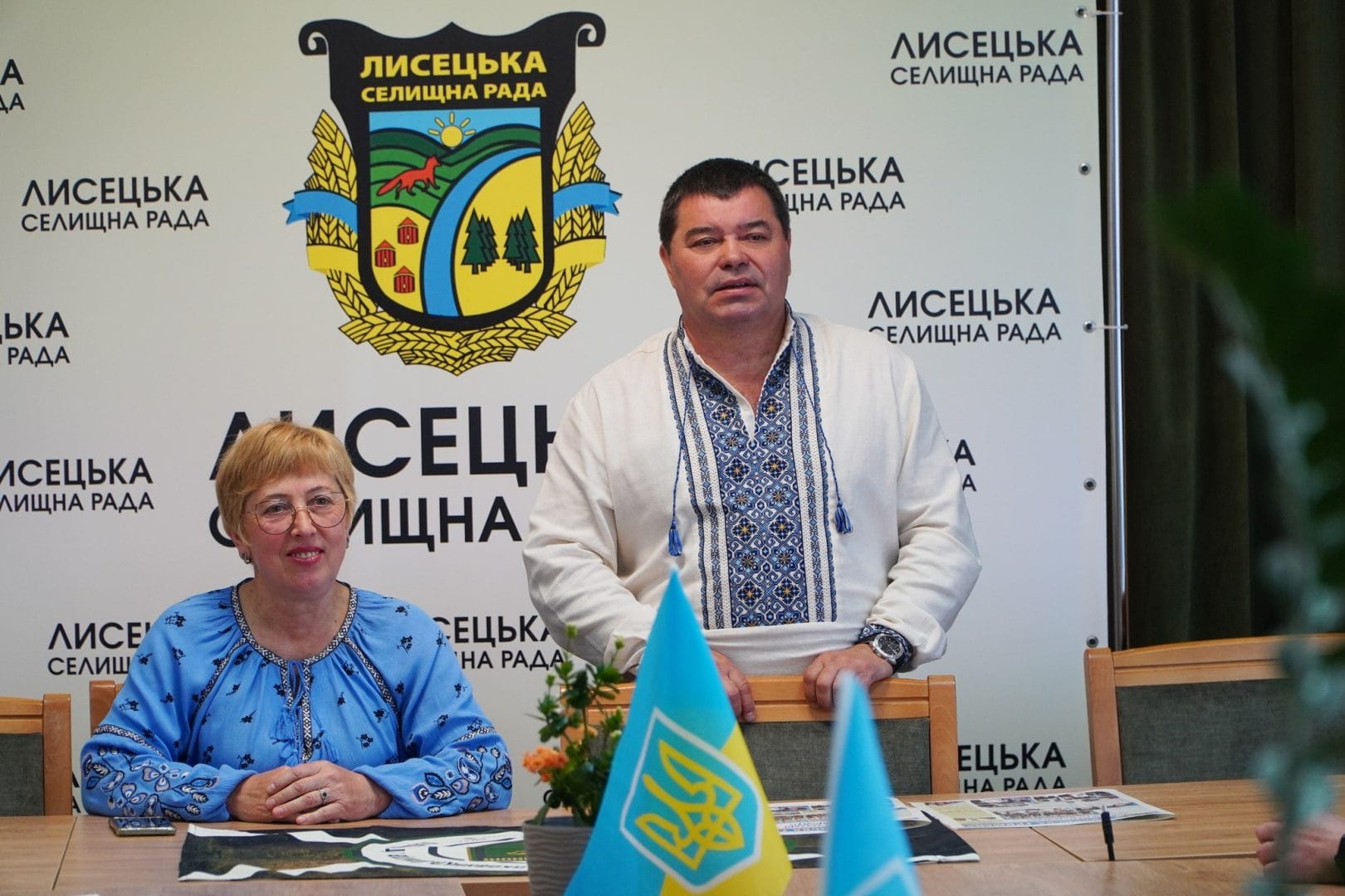 Settlement Head Anatolii Lushchak in the settlement council