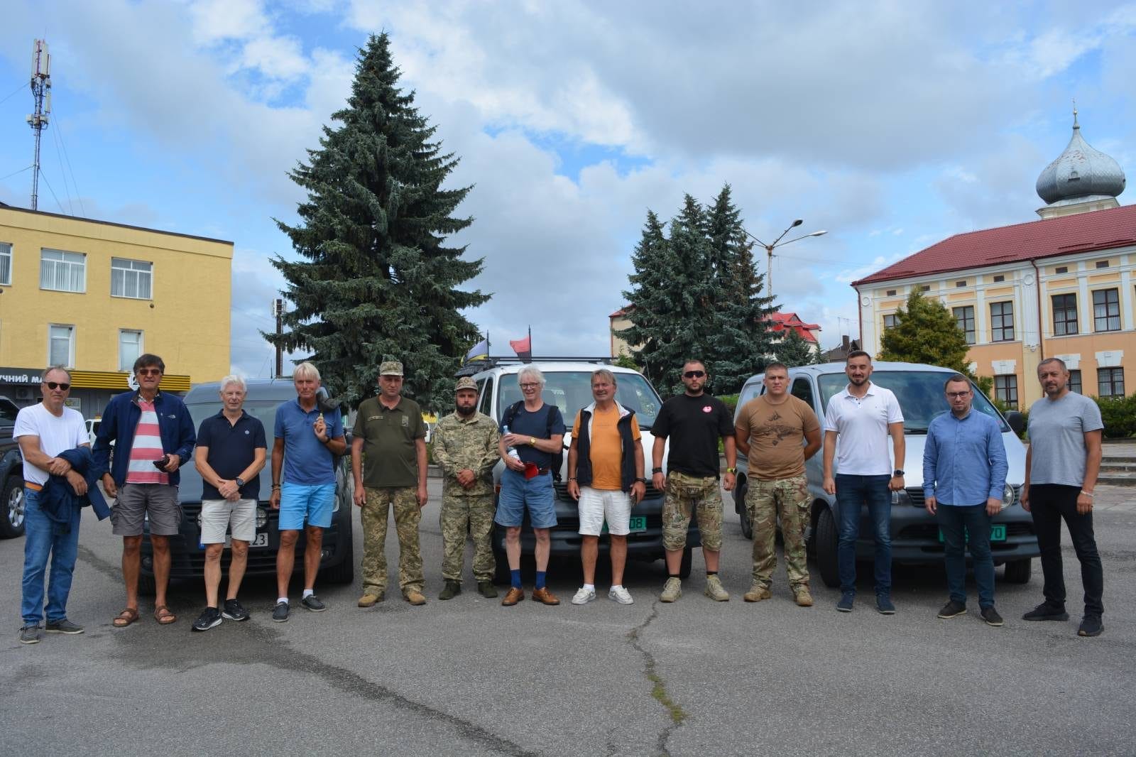 Another batch of medical vehicles and medical equipment from volunteers from Belgium