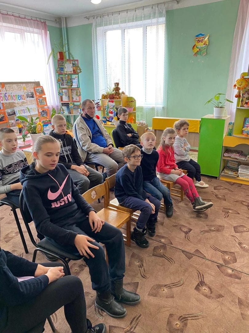 Volodymyrets Inclusive Resource Center. Puppet show