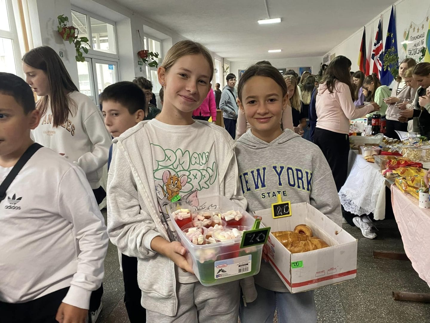 Charity fair at Dolyna Lyceum No. 6 “European”/