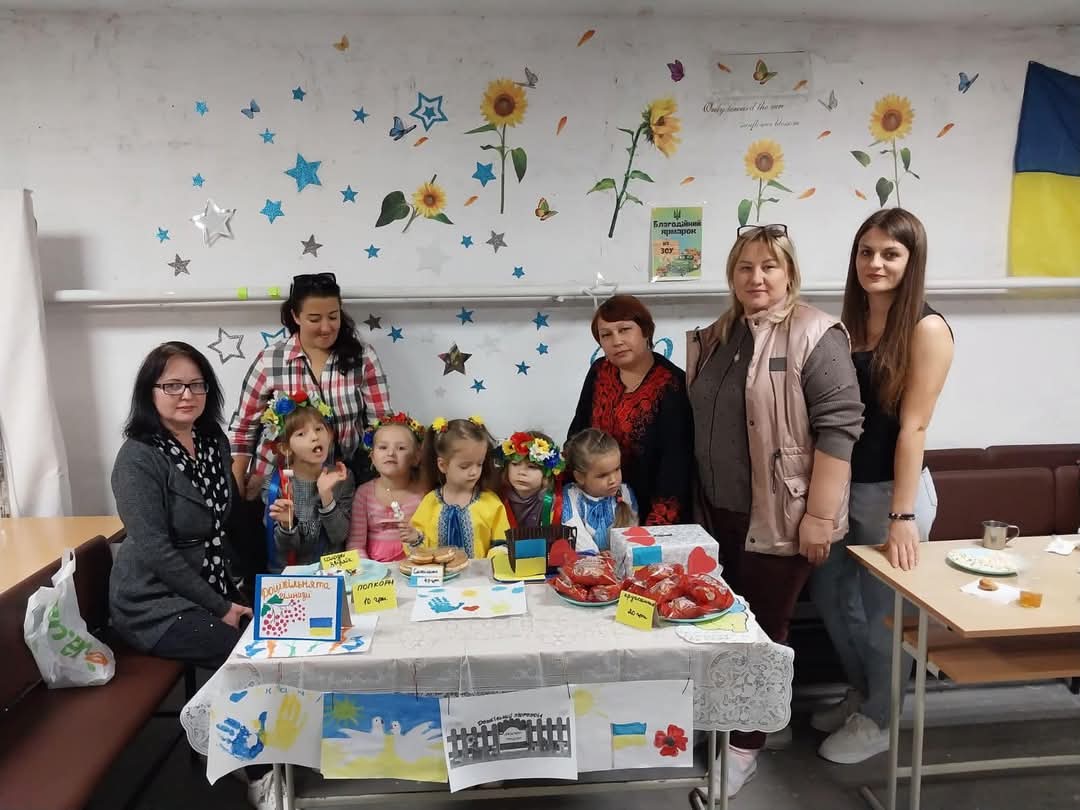 Shelter of the Novooleksandrivka gymnasium, with pre-school children and parents