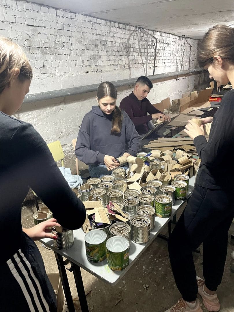 Making trench candles