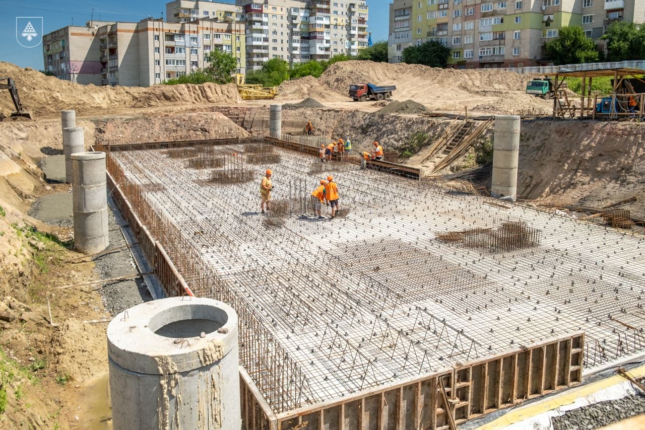 Construction of houses for IDPs / source: Web portal of the Novovolynsk Town Council