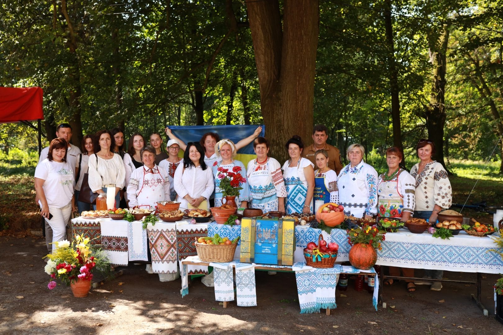 Charitable events in support of the military/ Oleksandra Dzyndra