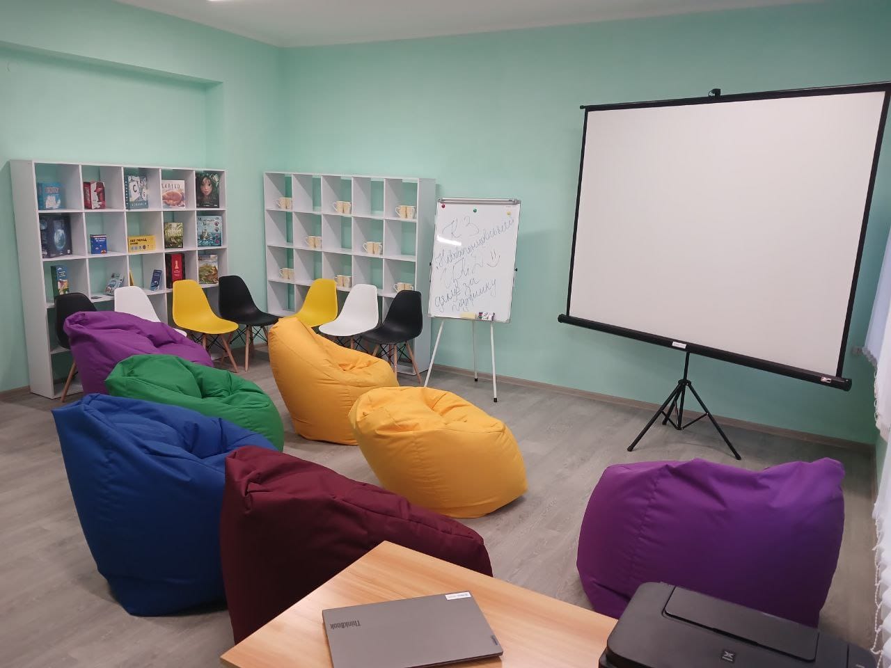 The group room in the Novovorontsovka Center for Culture and Leisure furnished with funding from the International Organization for Migration