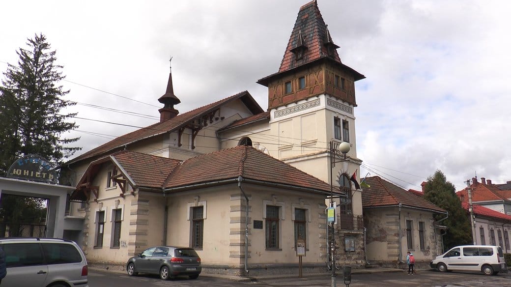 Oleksandr Kozarenko Kolomyia Philharmonic.
