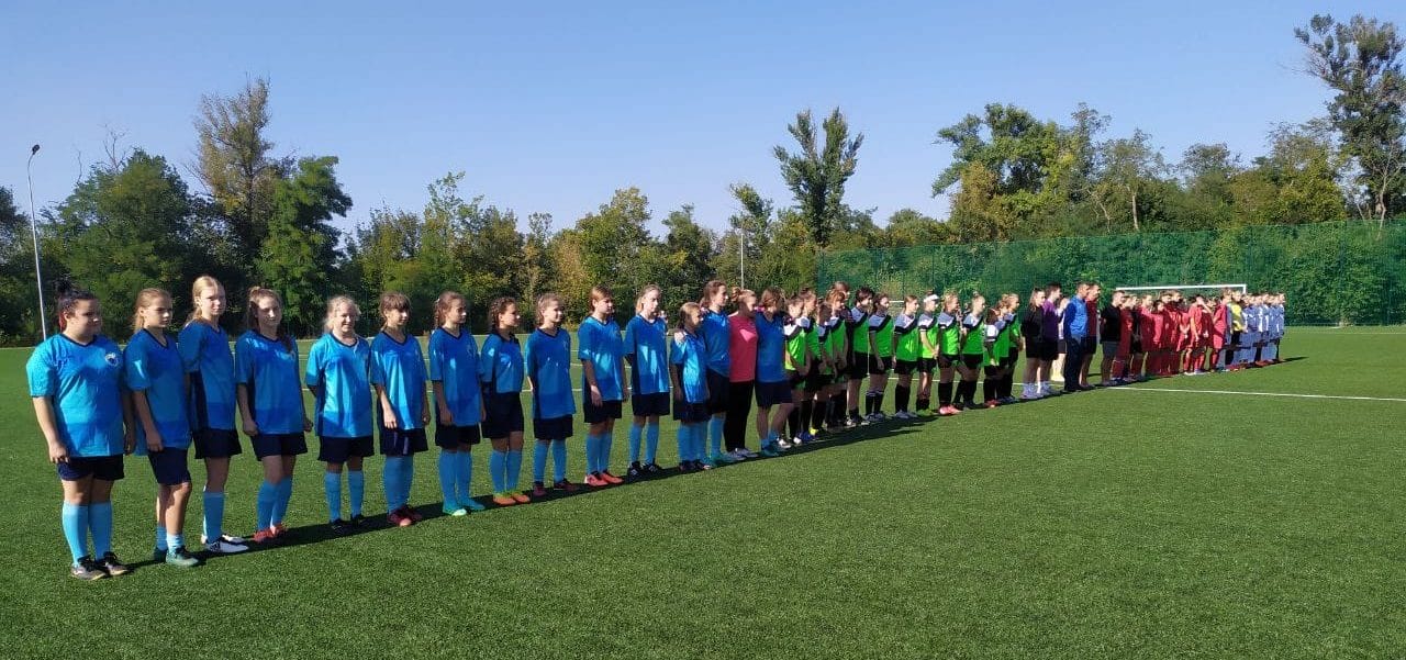 Participation of the girls’ football team in a tournament