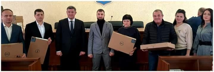 The community received laptops for education